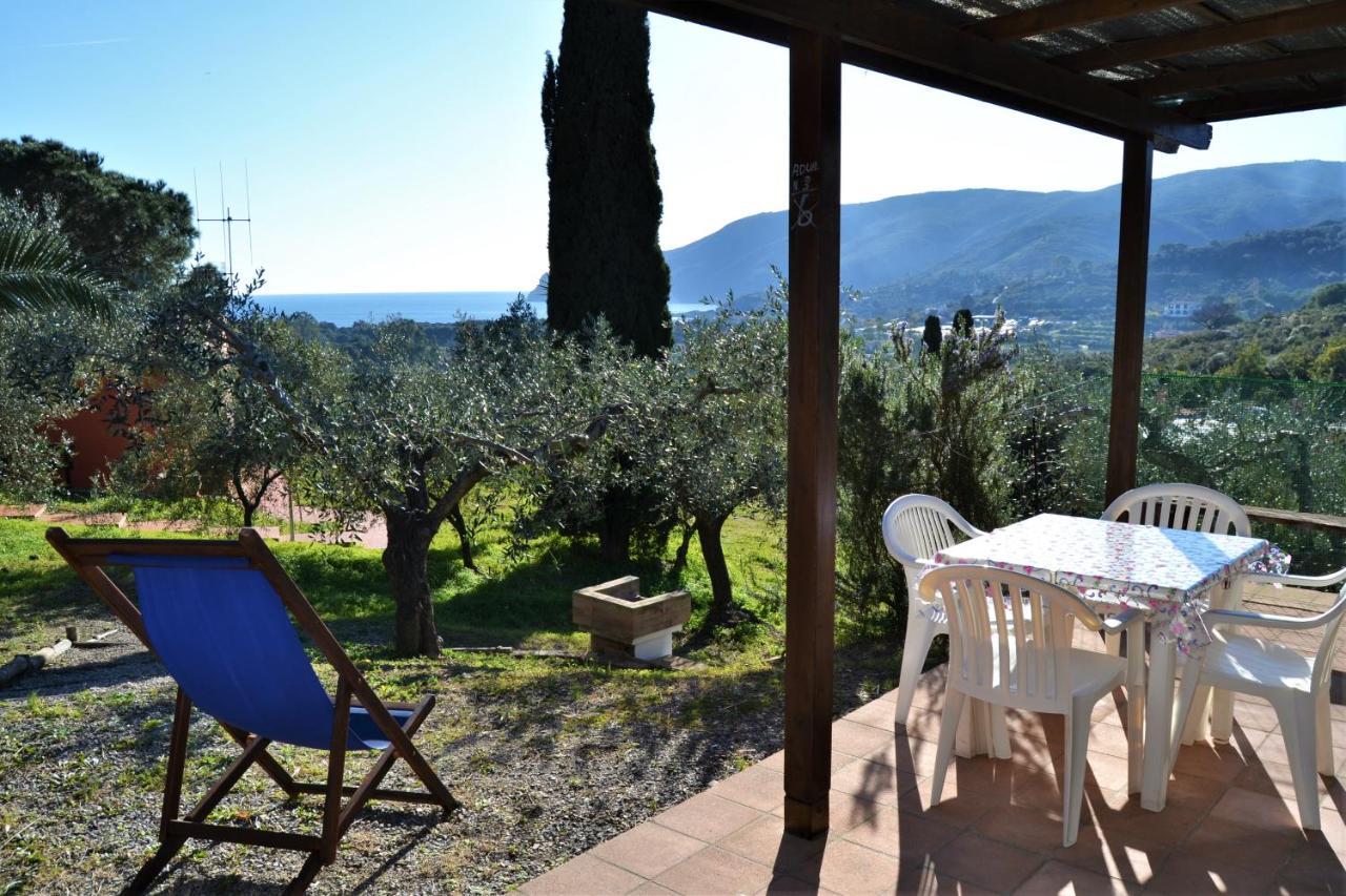 Aparthotel Il Poggio Marcuccio à Lacona Extérieur photo