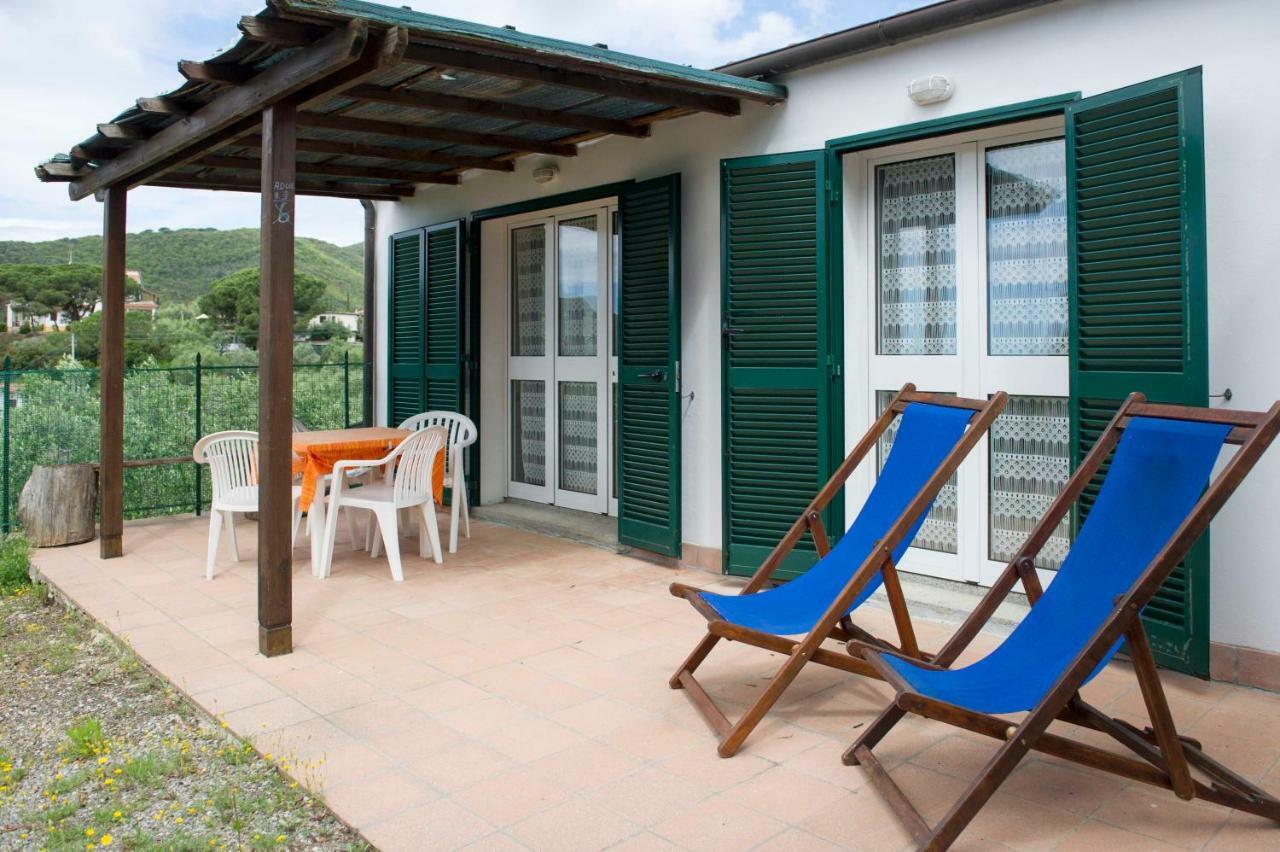 Aparthotel Il Poggio Marcuccio à Lacona Extérieur photo