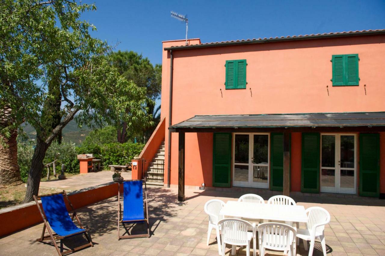 Aparthotel Il Poggio Marcuccio à Lacona Extérieur photo